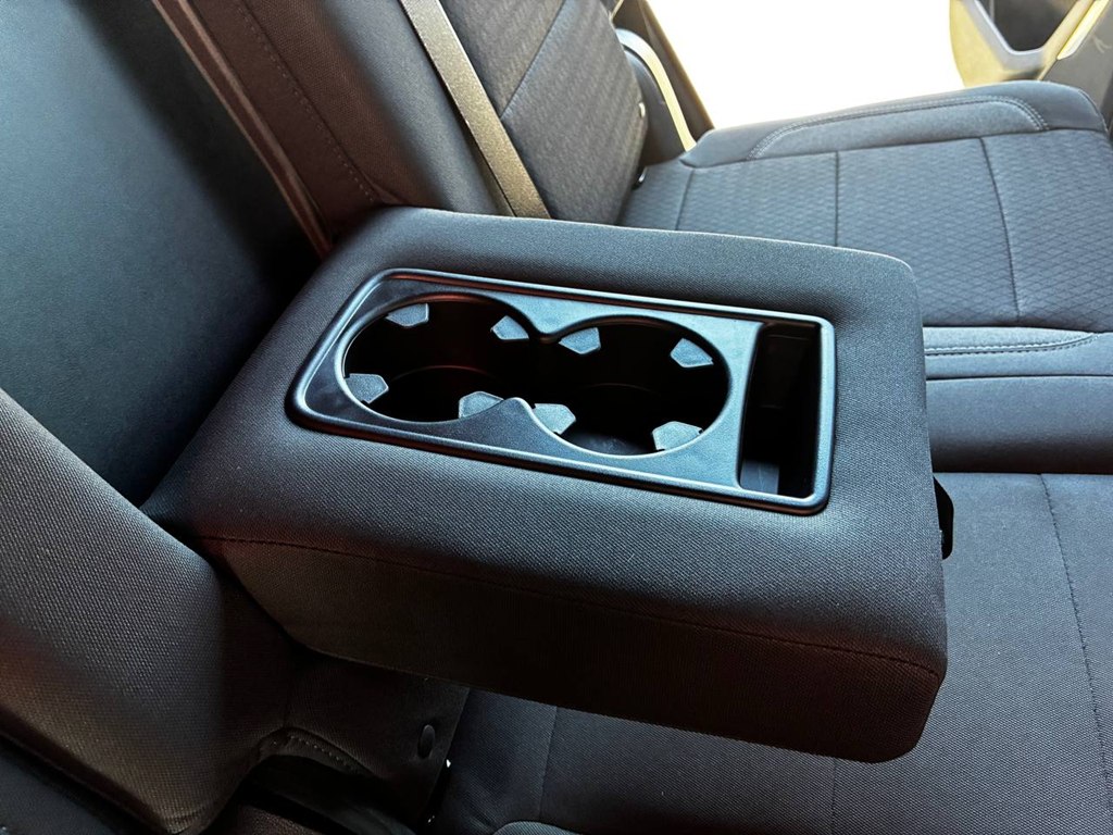 Photo 41 of this CHEVROLET TAHOE