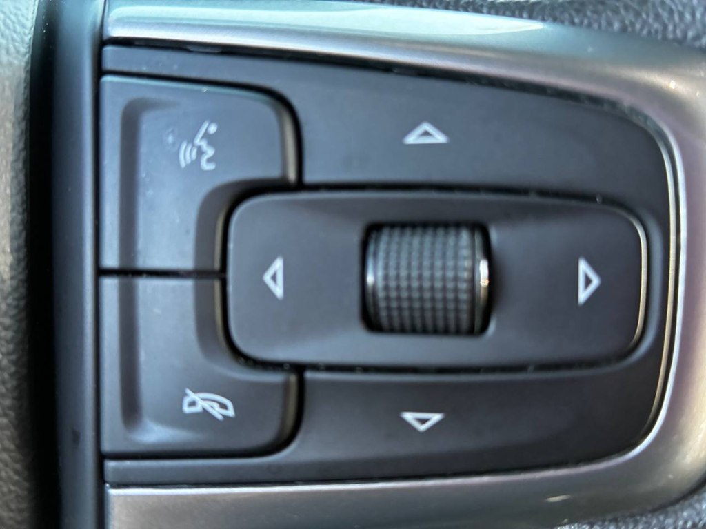 Photo 20 of this CHEVROLET TAHOE
