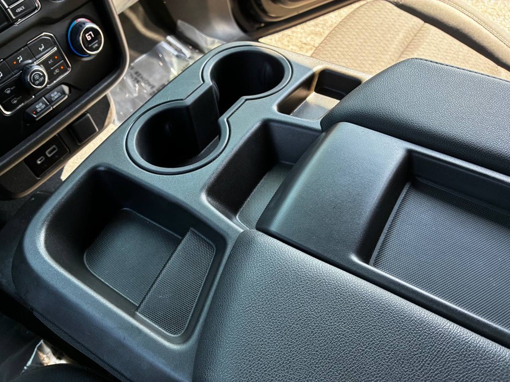 Photo 26 of this CHEVROLET TAHOE