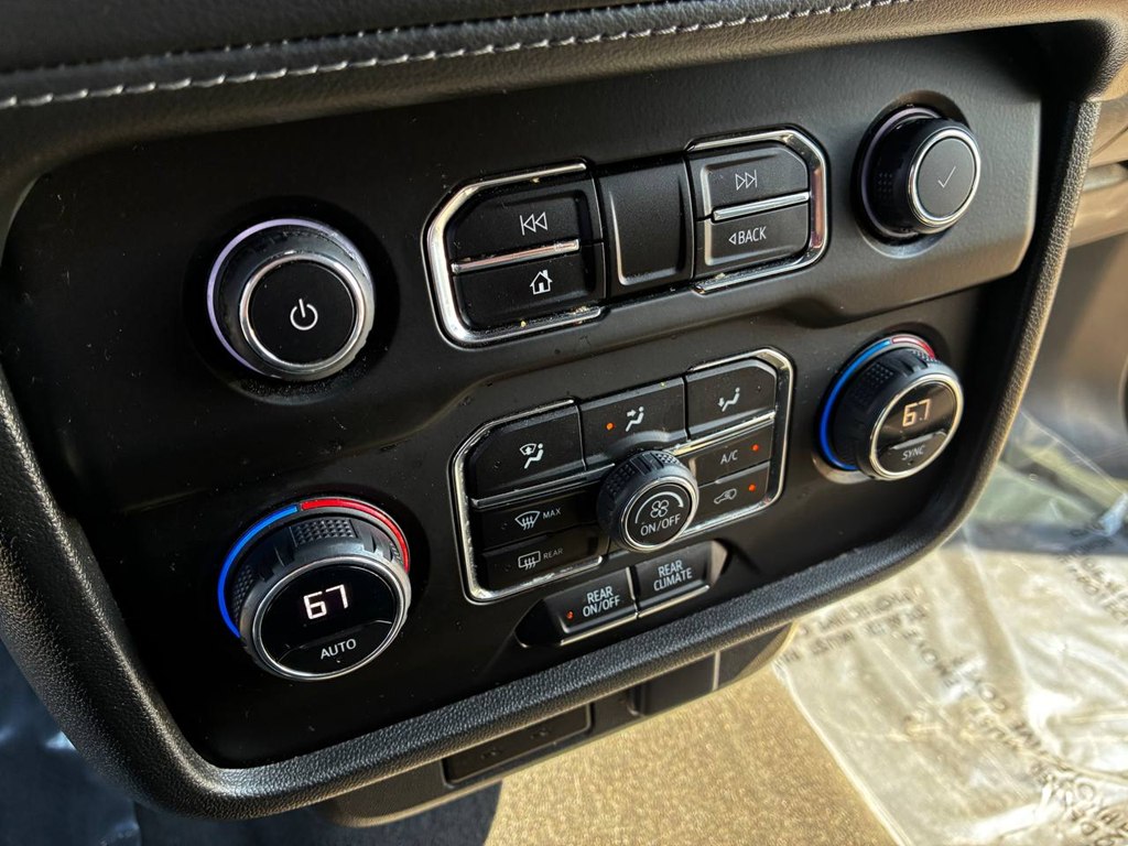 Photo 16 of this CHEVROLET TAHOE