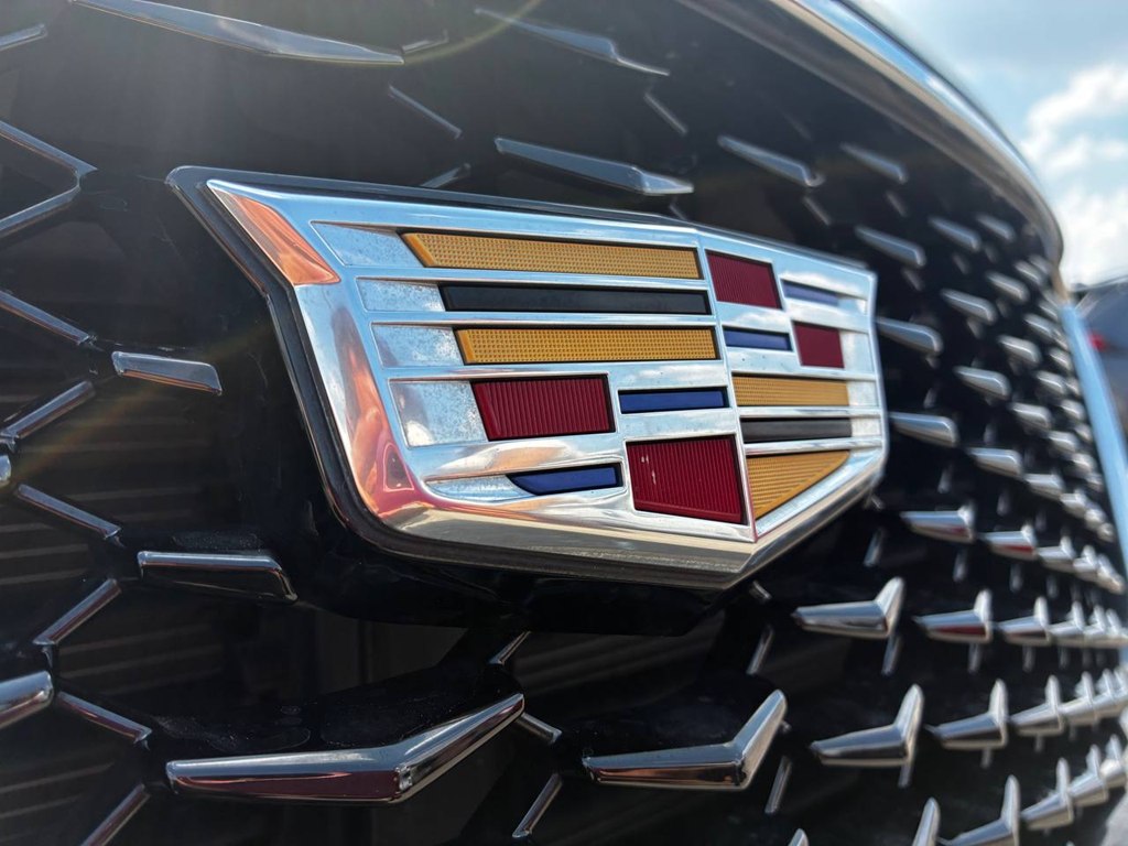 Photo 35 of this CADILLAC XT4