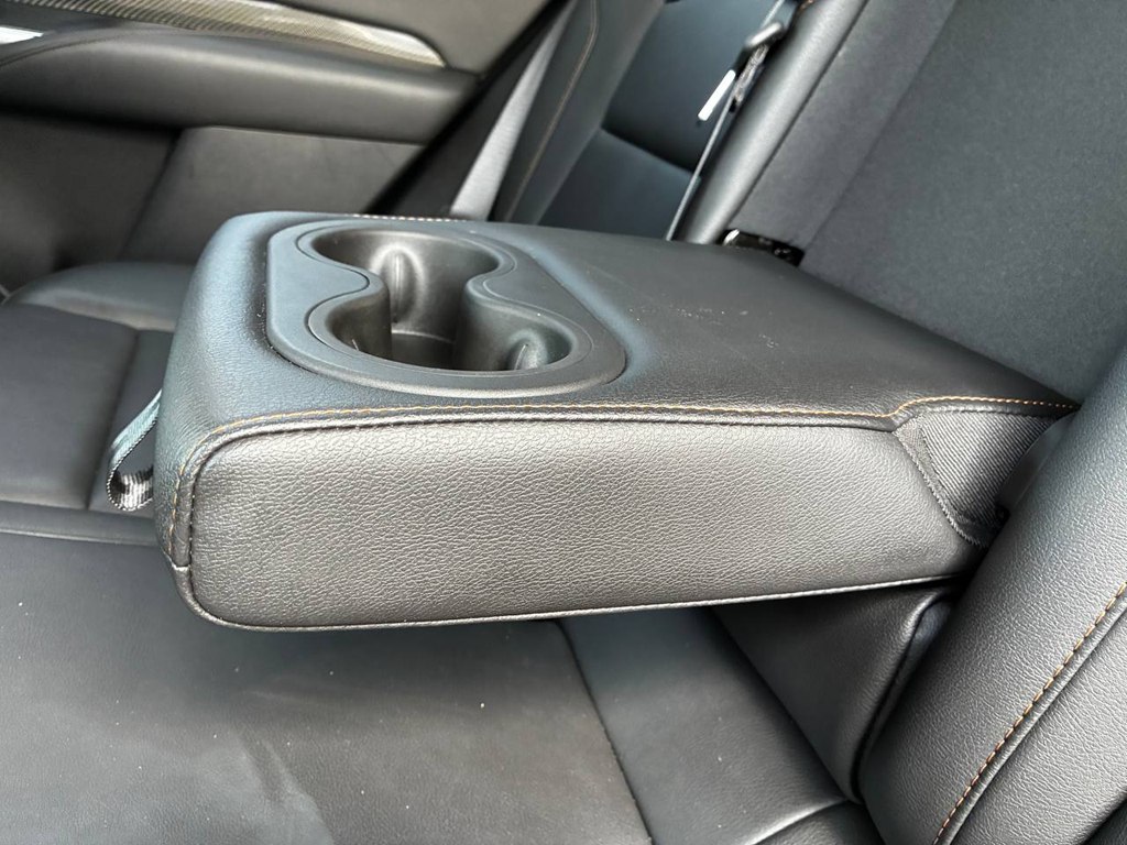 Photo 30 of this CADILLAC XT4