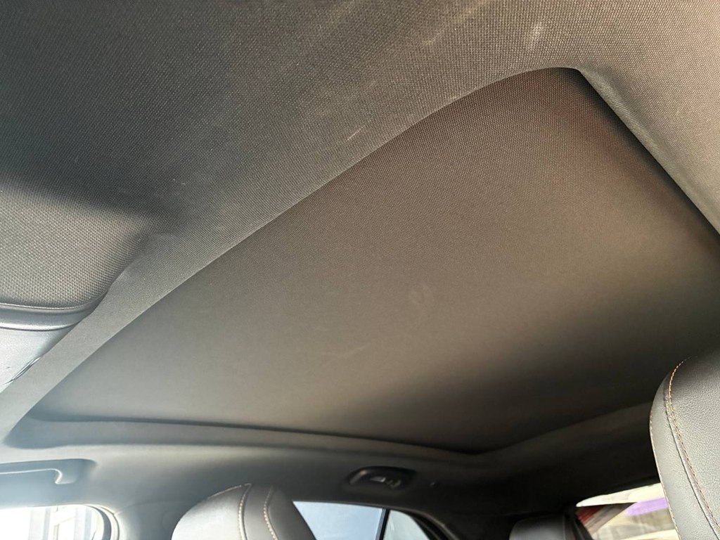 Photo 29 of this CADILLAC XT4
