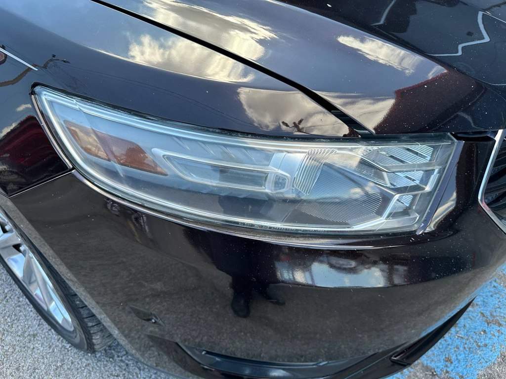 Photo 44 of this FORD TAURUS
