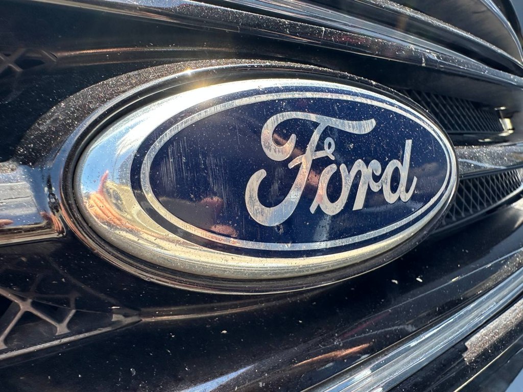 Photo 47 of this FORD TAURUS