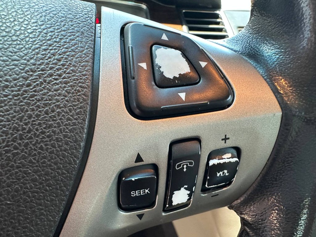 Photo 27 of this FORD TAURUS