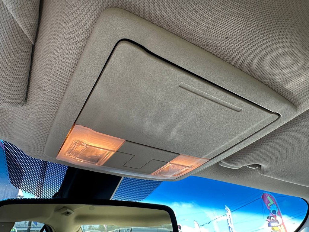 Photo 23 of this FORD TAURUS