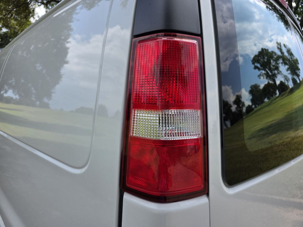 Photo 44 of this GMC SAVANA