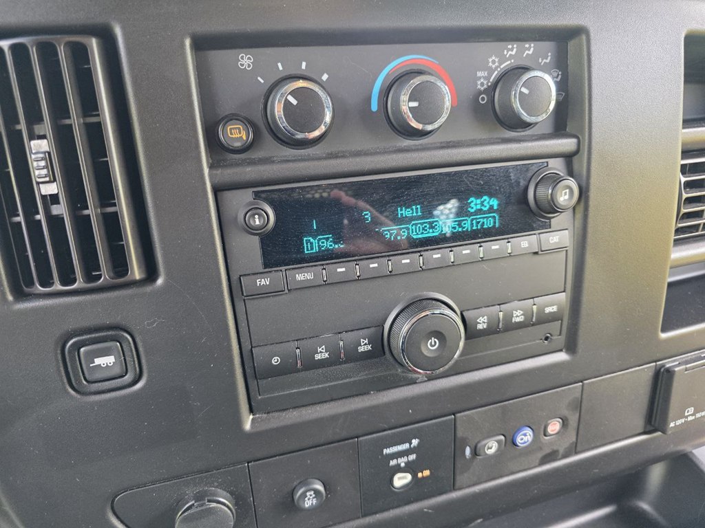 Photo 11 of this GMC SAVANA