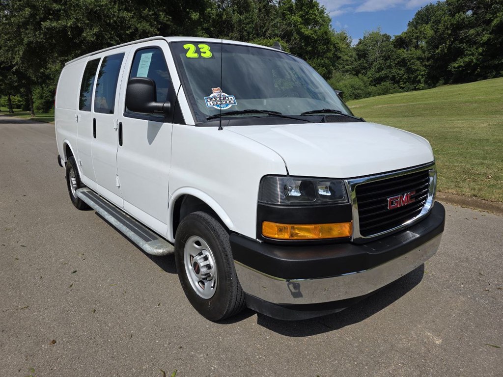 Photo 6 of this GMC SAVANA