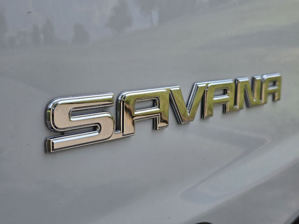 Photo 48 of this GMC SAVANA