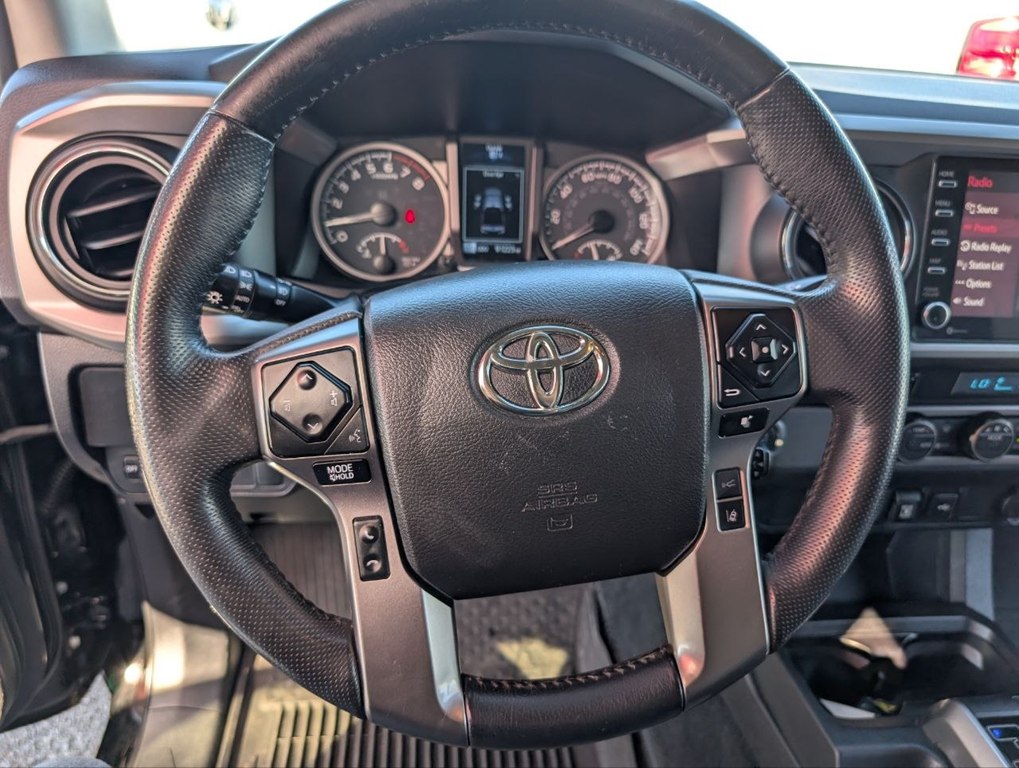 Photo 15 of this TOYOTA TACOMA