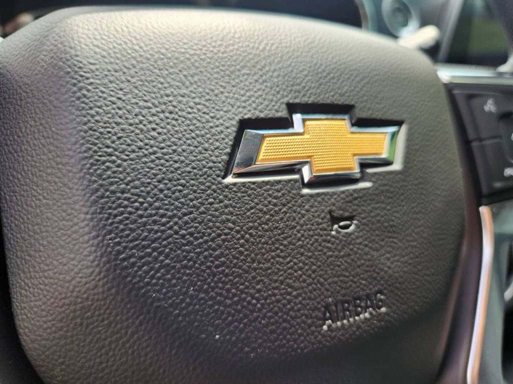 Photo 20 of this CHEVROLET BLAZER