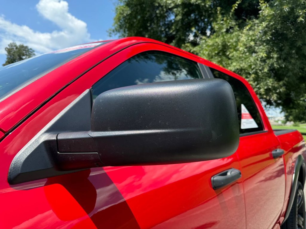 Photo 23 of this RAM 1500 CLASSIC
