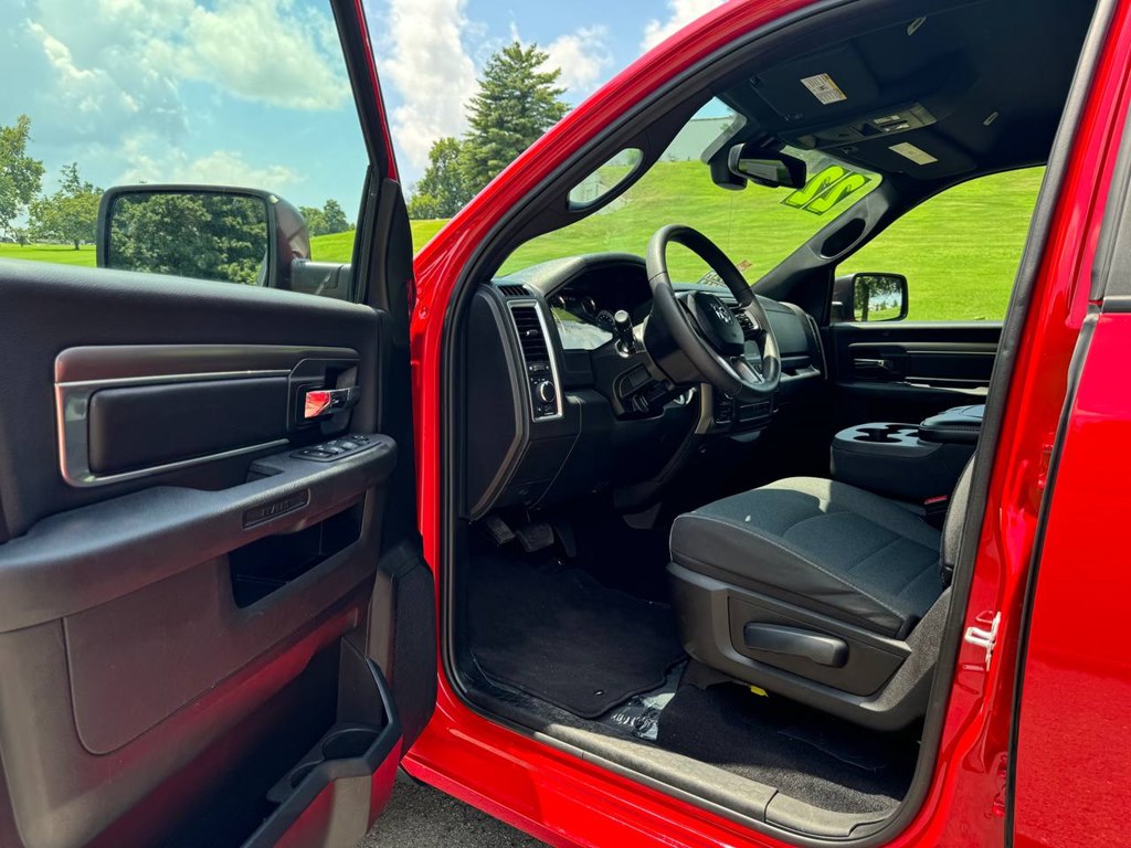 Photo 13 of this RAM 1500 CLASSIC