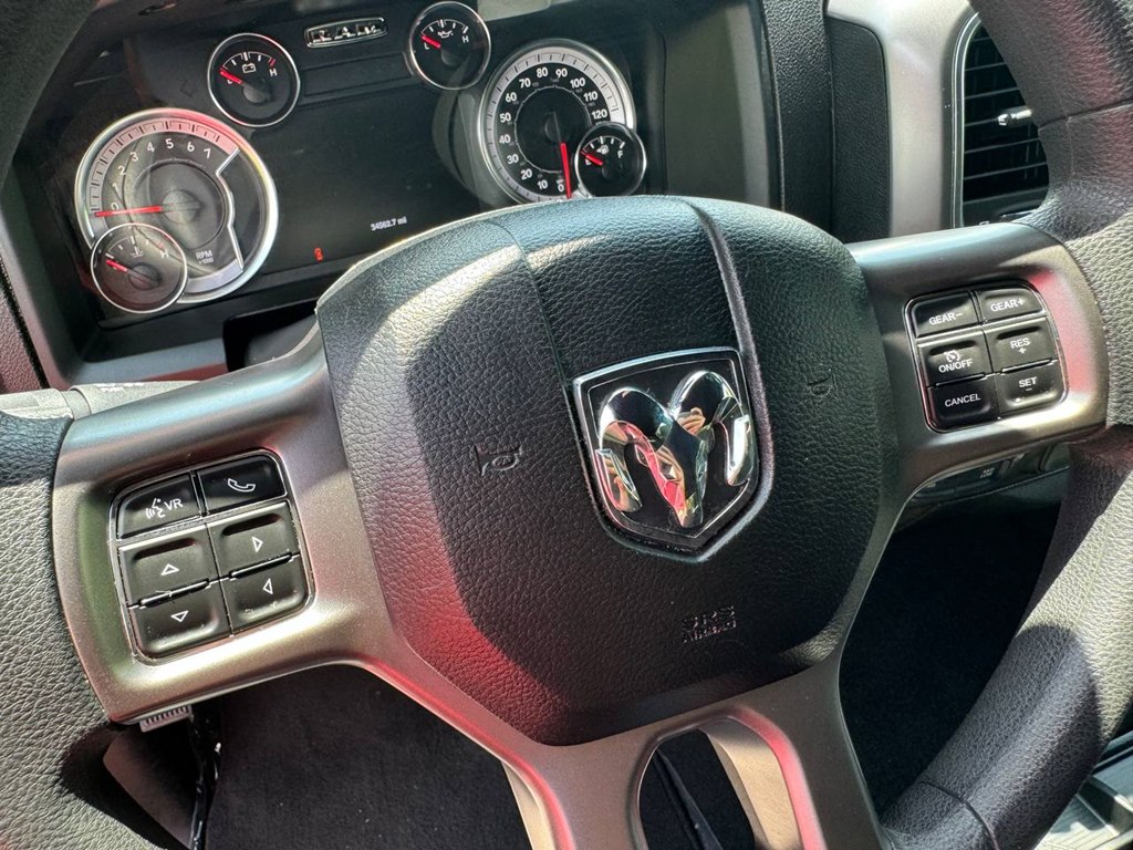Photo 28 of this RAM 1500 CLASSIC