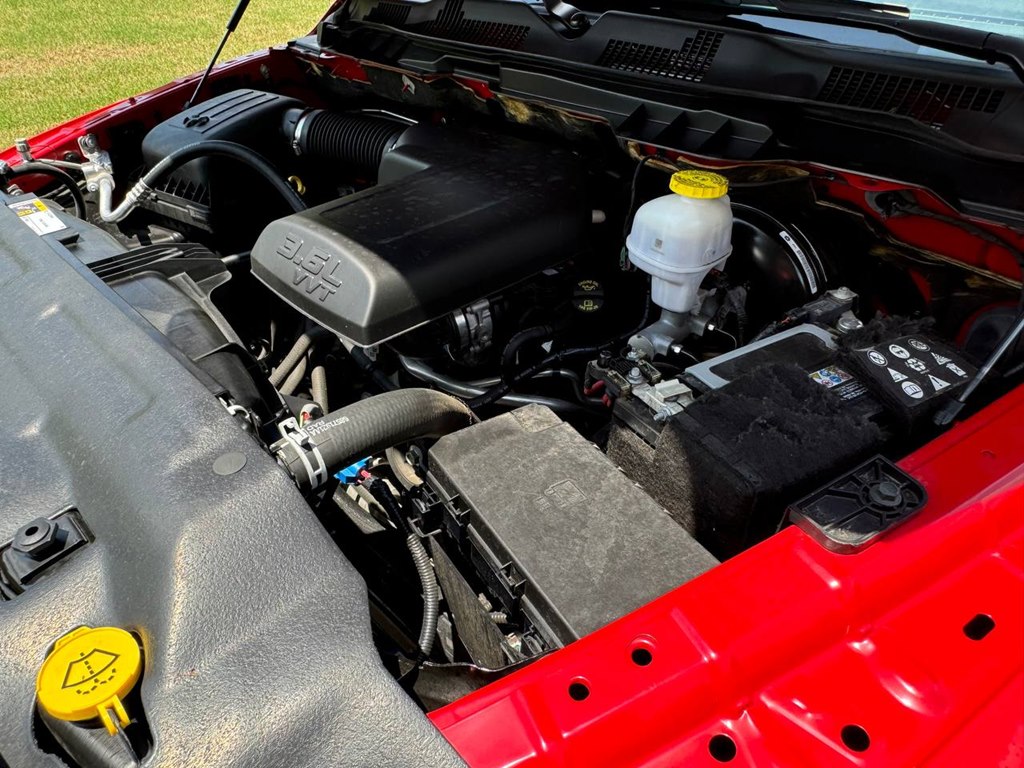 Photo 34 of this RAM 1500 CLASSIC