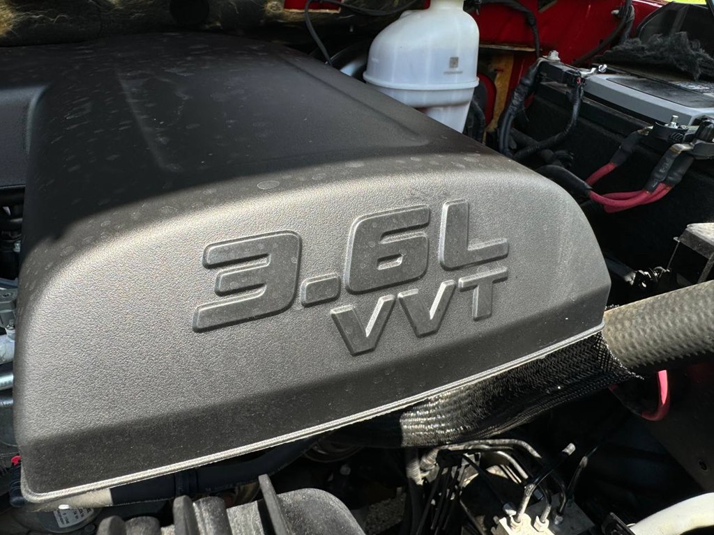Photo 33 of this RAM 1500 CLASSIC