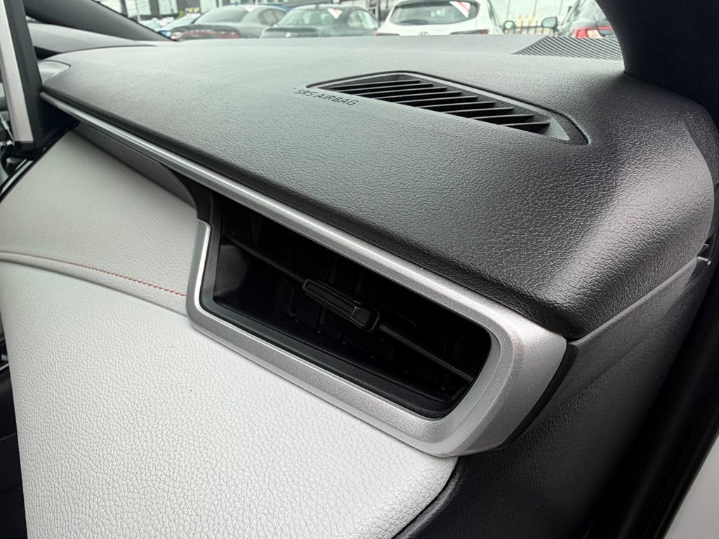 Photo 34 of this TOYOTA COROLLA