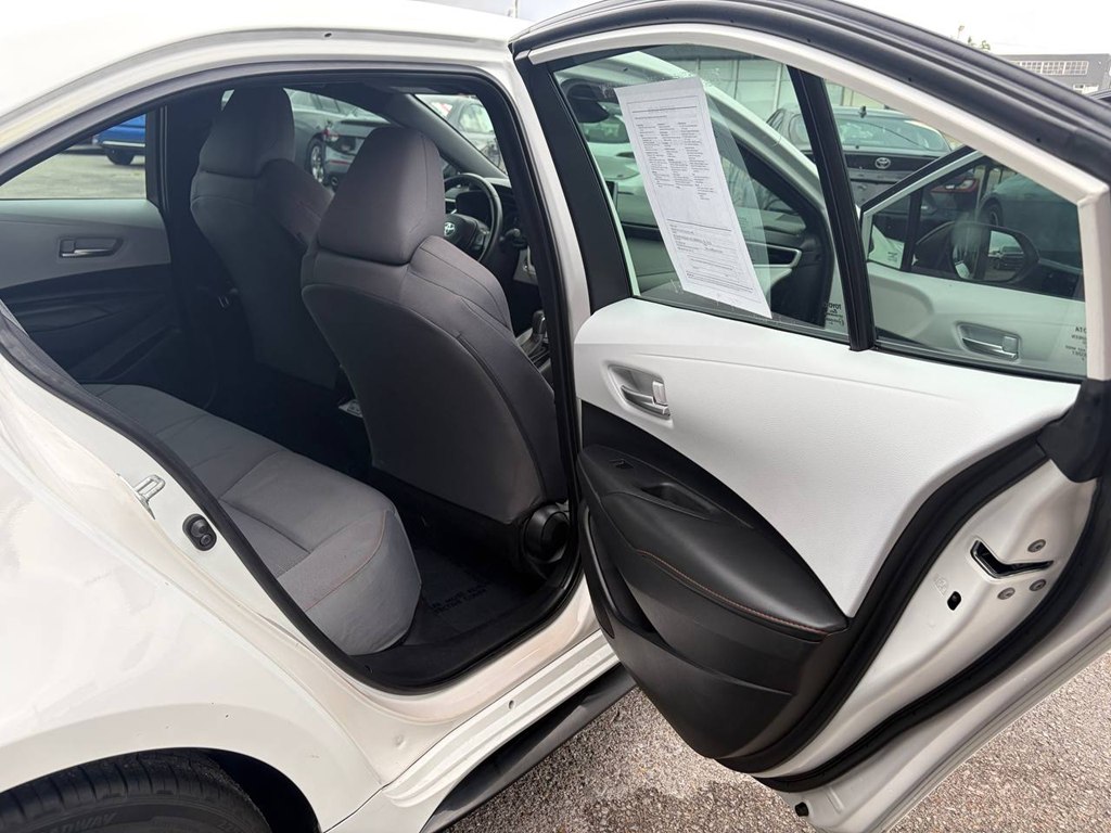 Photo 13 of this TOYOTA COROLLA