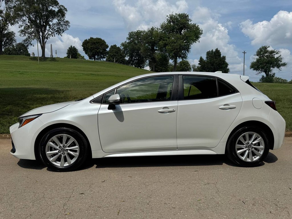 Photo 2 of this TOYOTA COROLLA