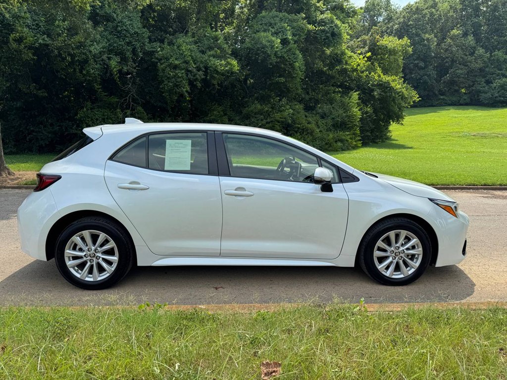 Photo 7 of this TOYOTA COROLLA
