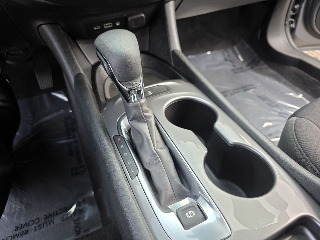 Photo 22 of this CHEVROLET MALIBU
