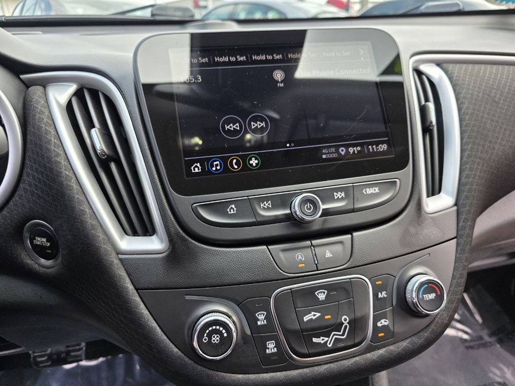 Photo 20 of this CHEVROLET MALIBU