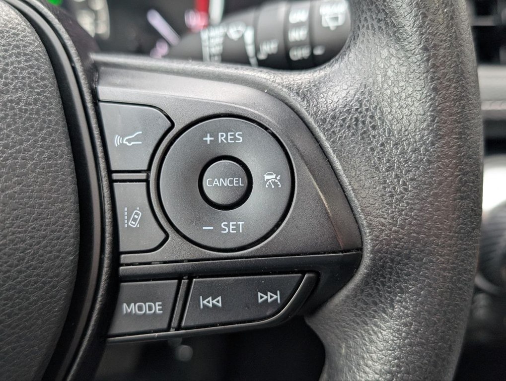Photo 22 of this TOYOTA RAV4