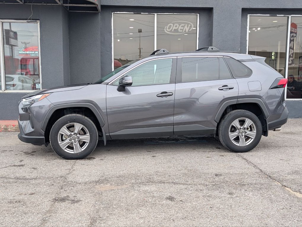 Photo 3 of this TOYOTA RAV4