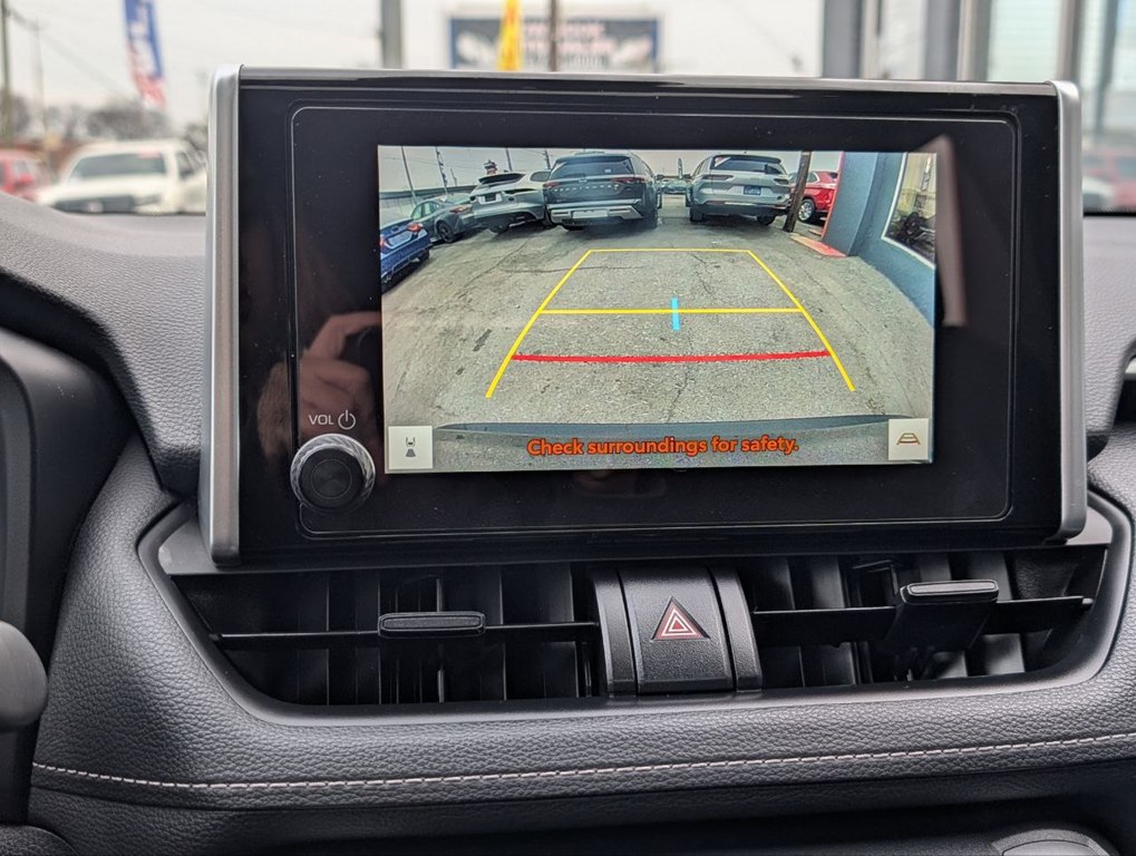 Photo 28 of this TOYOTA RAV4