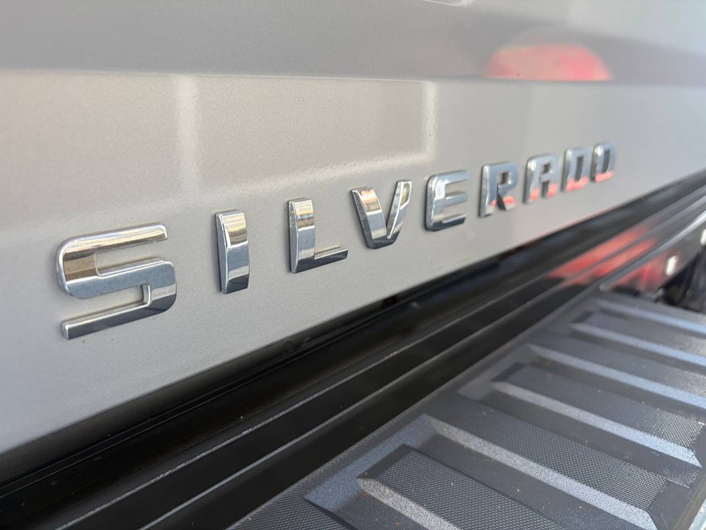 Photo 41 of this CHEVROLET SILVERADO 2500