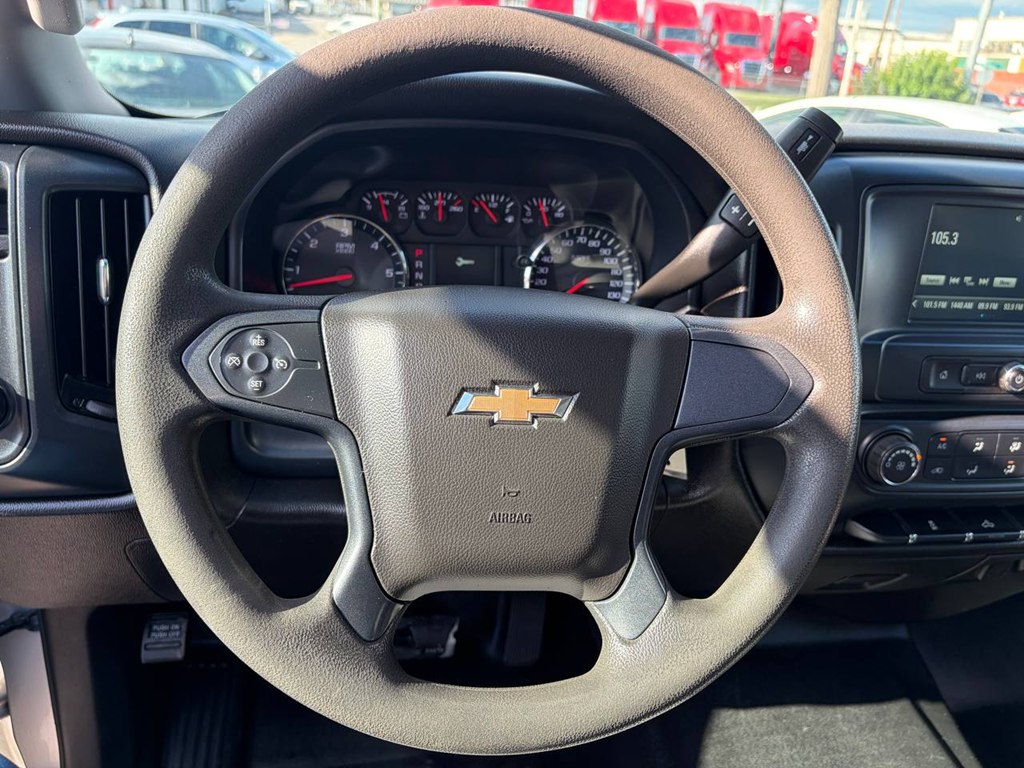 Photo 19 of this CHEVROLET SILVERADO 2500