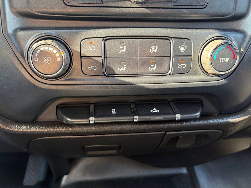 Photo 22 of this CHEVROLET SILVERADO 2500