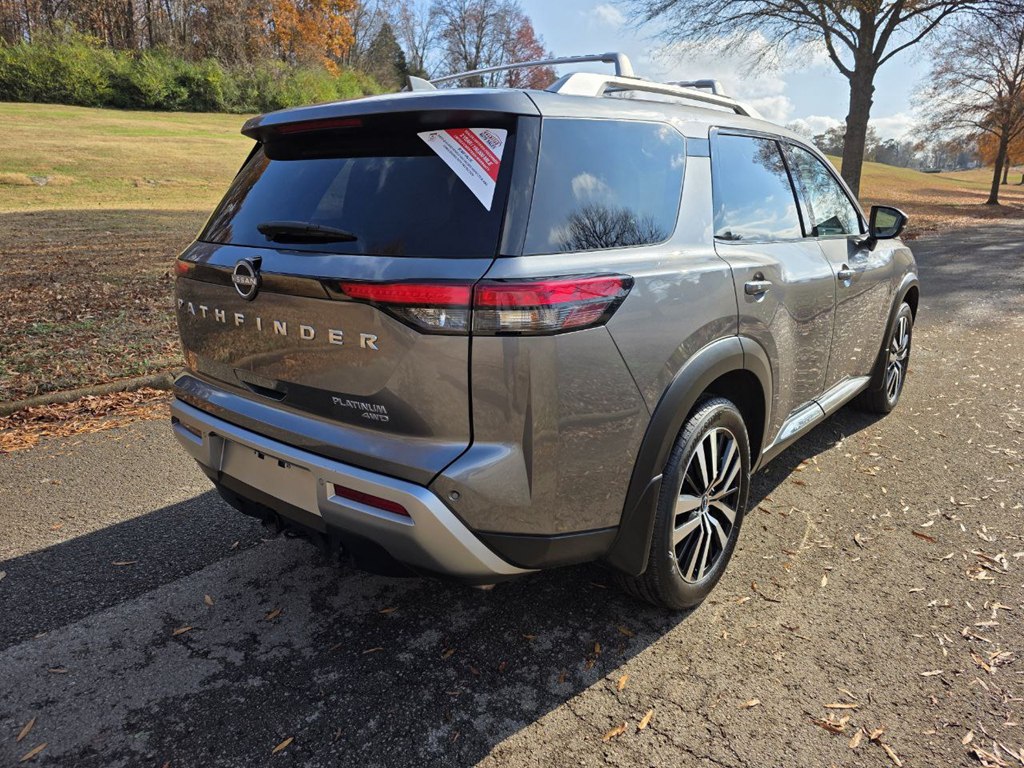 Photo 6 of this NISSAN PATHFINDER