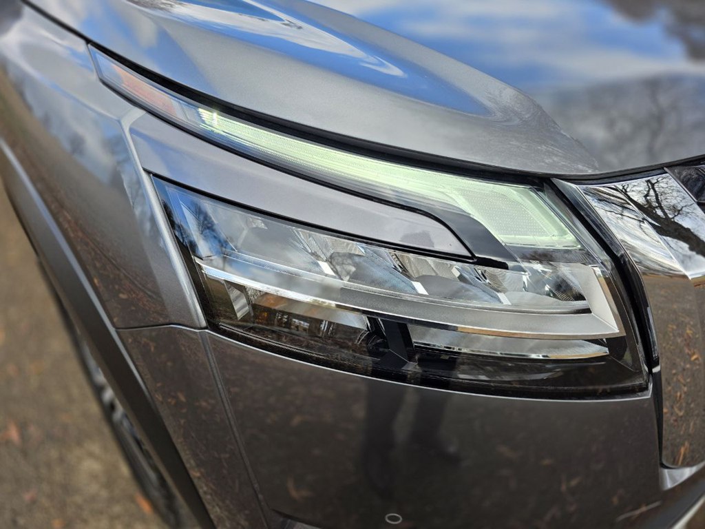 Photo 65 of this NISSAN PATHFINDER