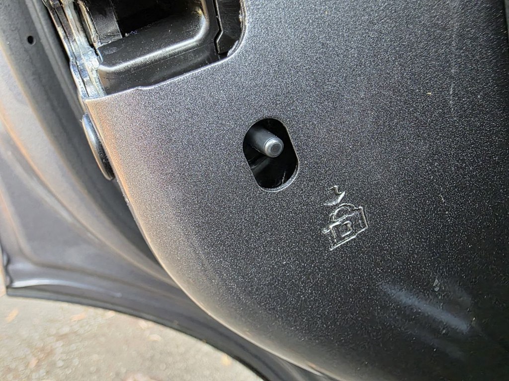 Photo 48 of this NISSAN PATHFINDER