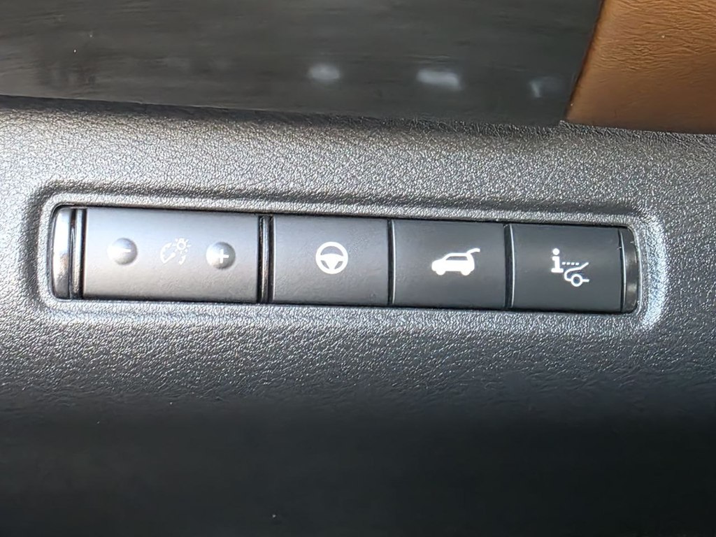 Photo 24 of this NISSAN PATHFINDER