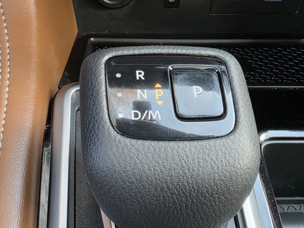 Photo 29 of this NISSAN PATHFINDER
