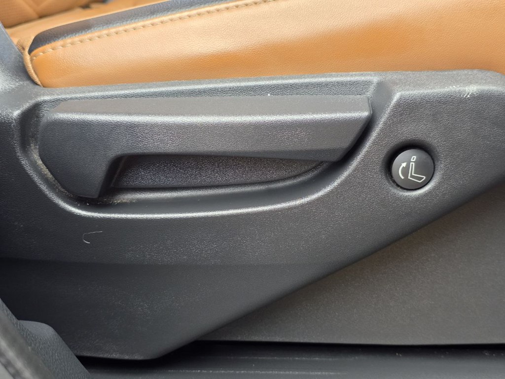 Photo 55 of this NISSAN PATHFINDER