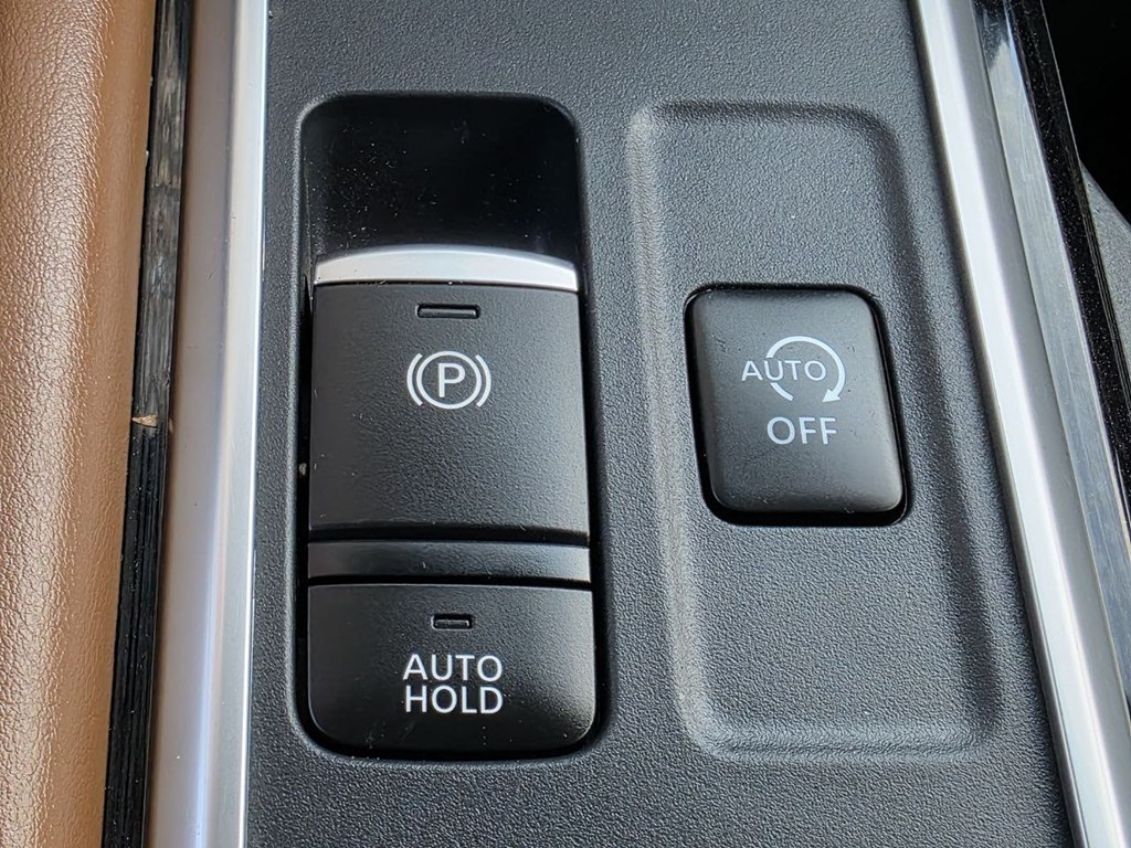 Photo 30 of this NISSAN PATHFINDER