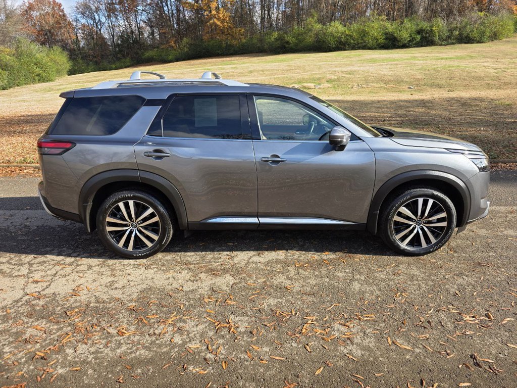Photo 7 of this NISSAN PATHFINDER