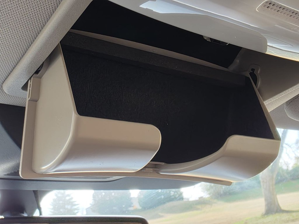 Photo 27 of this NISSAN PATHFINDER