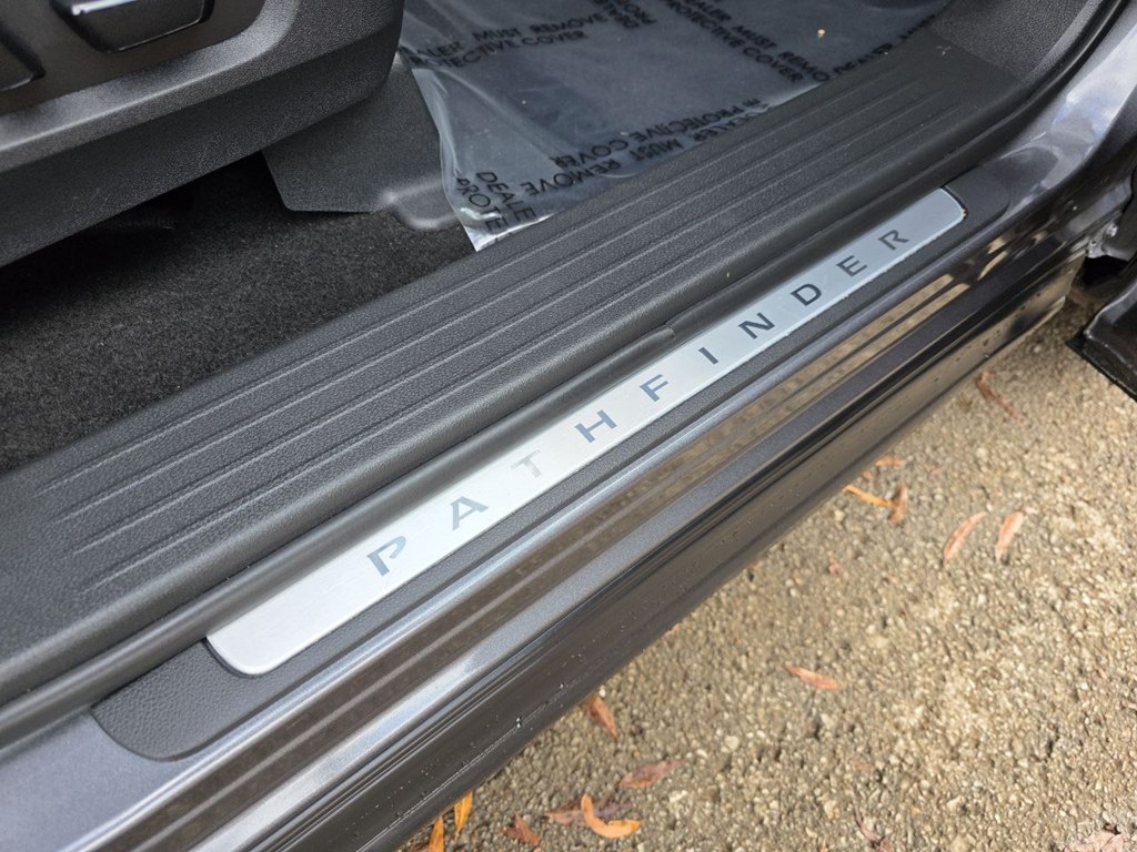 Photo 50 of this NISSAN PATHFINDER