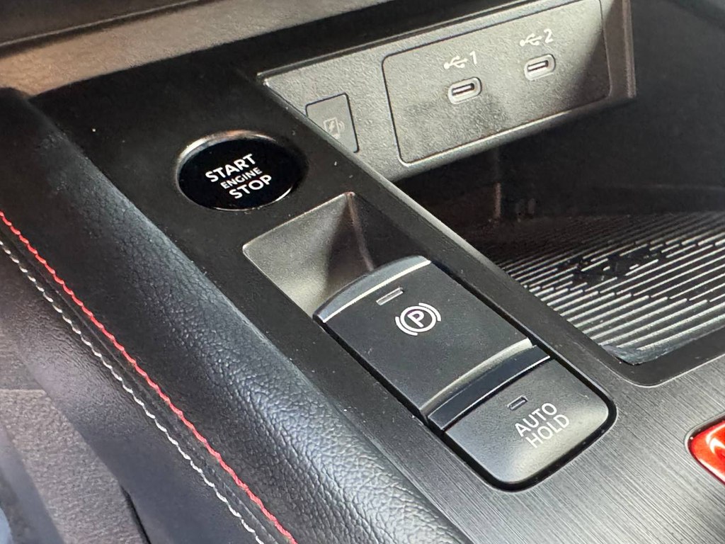 Photo 26 of this NISSAN KICKS