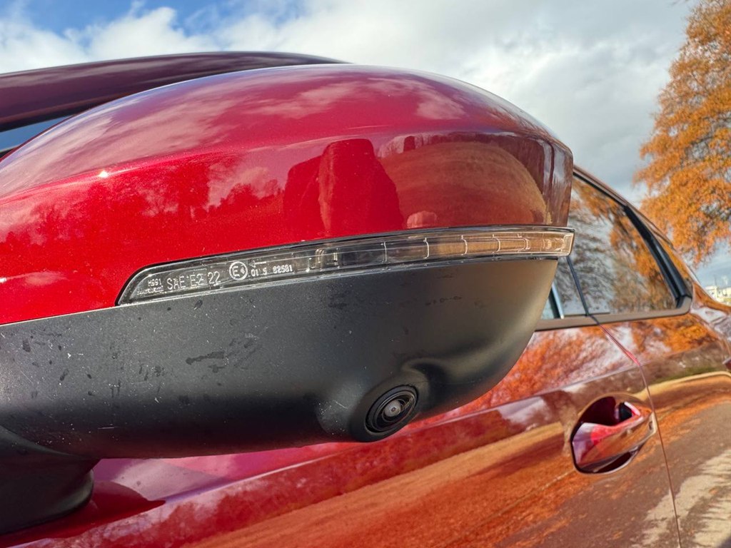 Photo 12 of this NISSAN KICKS