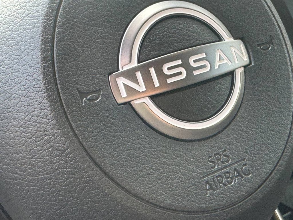 Photo 35 of this NISSAN KICKS