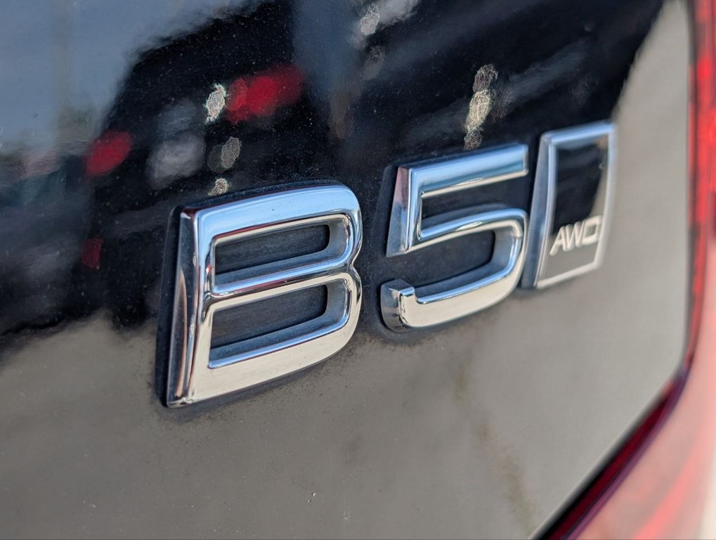 Photo 35 of this VOLVO S60