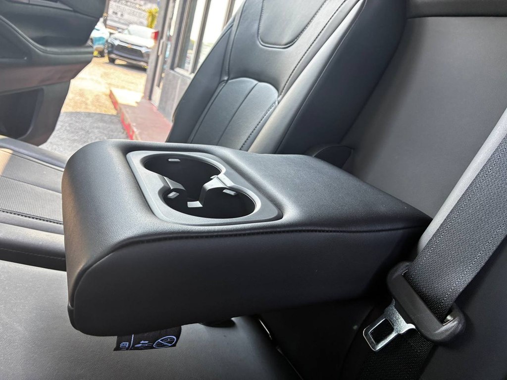 Photo 28 of this INFINITI QX60