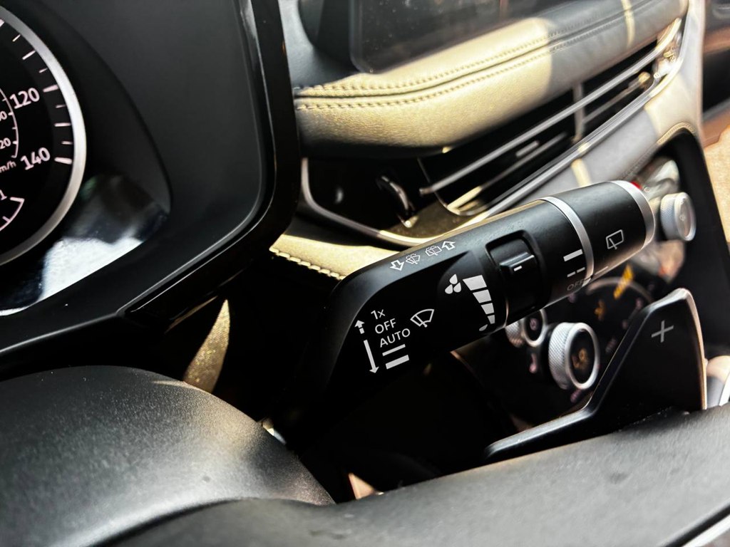 Photo 18 of this INFINITI QX60
